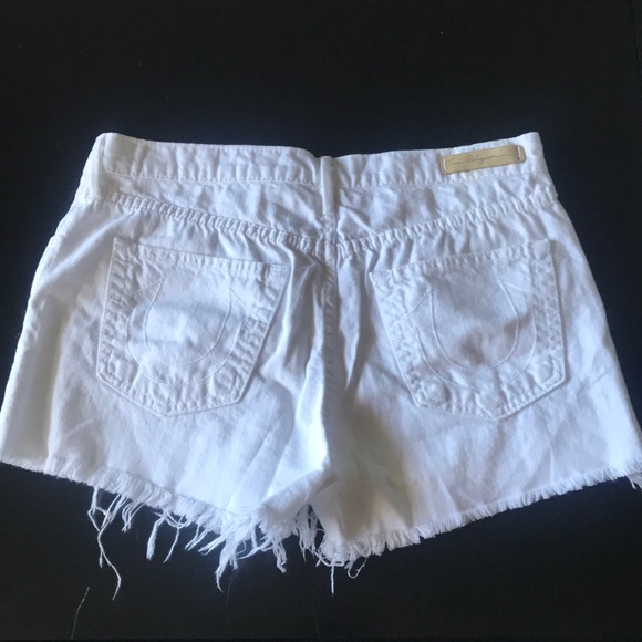 White shorts size 32 very clean no stains or rips - Picture 8 of 8